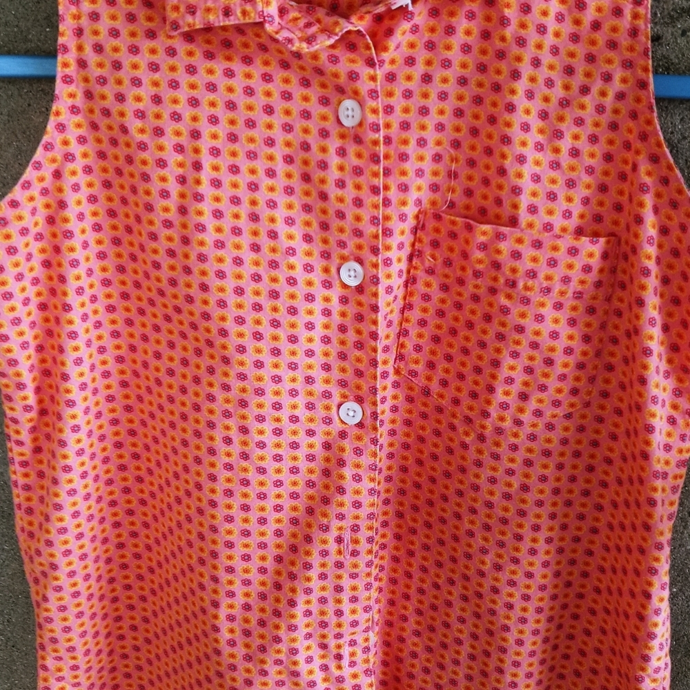 WOMENS LAND'S END MED. SLEEVELESS SHIRT